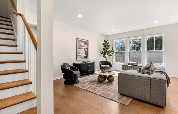 Walpole, MA 02081,15 Sandtrap Circle #13