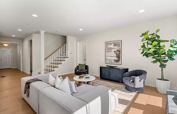 Walpole, MA 02081,15 Sandtrap Circle #13