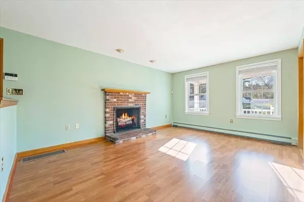 Franklin, MA 02038,2 Kayla Drive