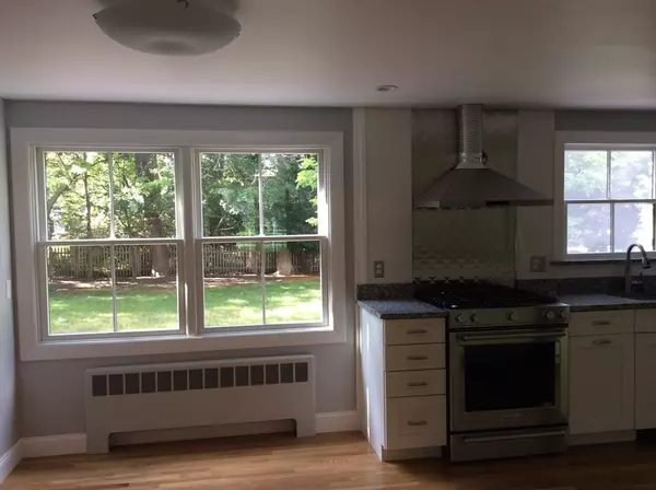 Marblehead, MA 01945,83 Lafayette St