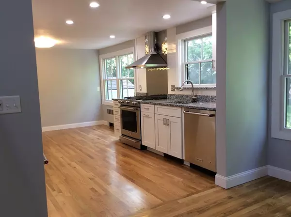 Marblehead, MA 01945,83 Lafayette St