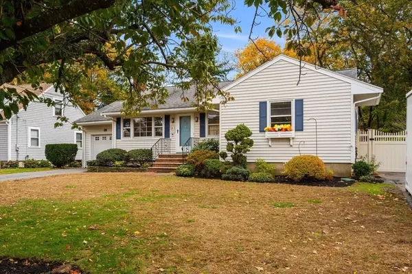 Marblehead, MA 01945,215 West Shore Dr