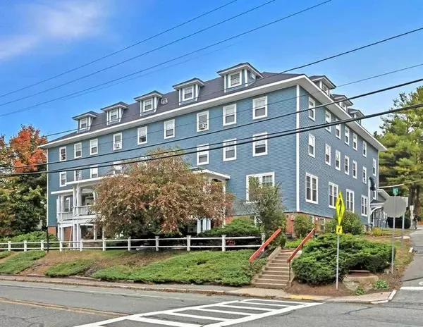 Upton, MA 01568,135 Main St