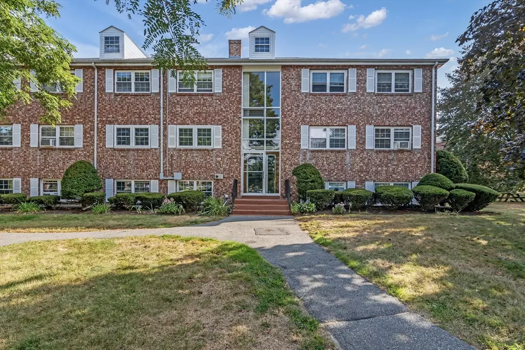 North Andover, MA 01845,35 Fernview Ave #5