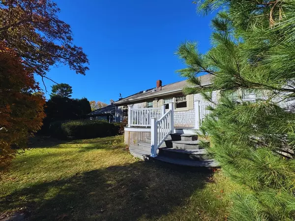 Dartmouth, MA 02747,135 Old Westport Road