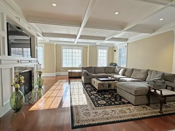 Newton, MA 02466,66 Forest Ave