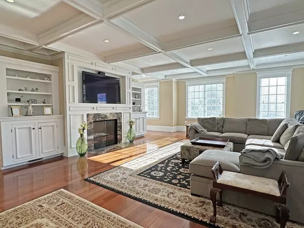 Newton, MA 02466,66 Forest Ave