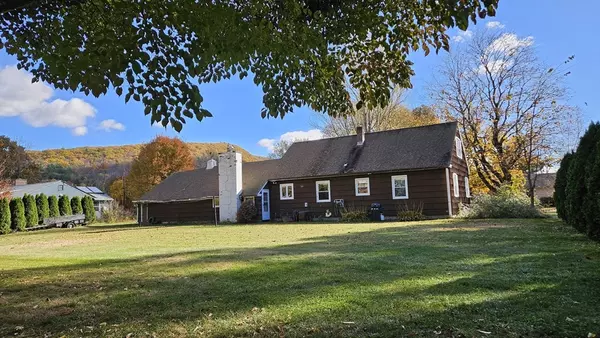 Deerfield, MA 01373,13 Captain Lathrop Dr