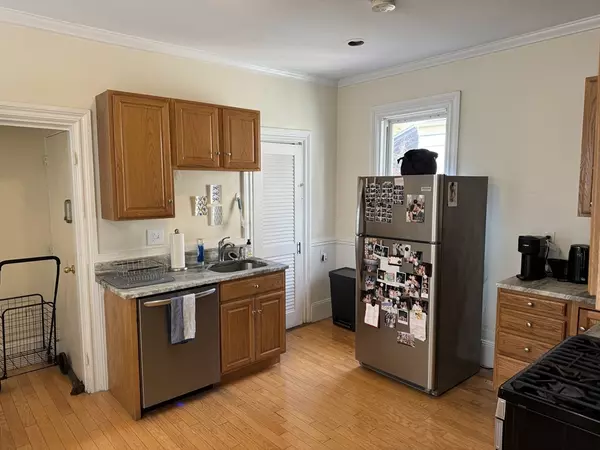 Boston, MA 02120,34 Delle Ave #2