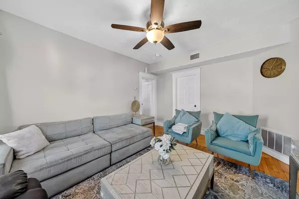 Brockton, MA 02302,230 Court St