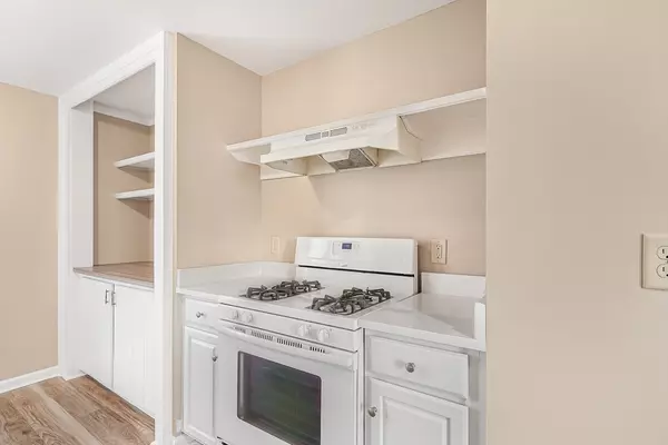 Westfield, MA 01085,12 Franklin Ave #1