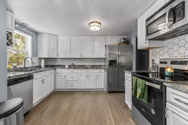 Plymouth, MA 02360,21 Jasons Ln