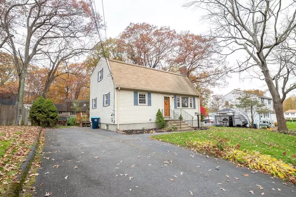 6 Boston Dr, Shrewsbury, MA 01545