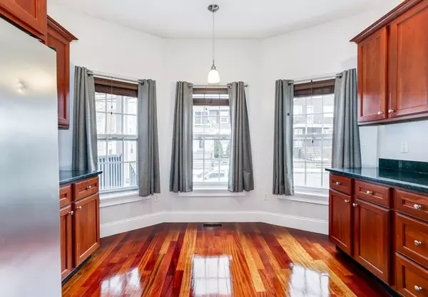 Medford, MA 02155,77 Adams St #1