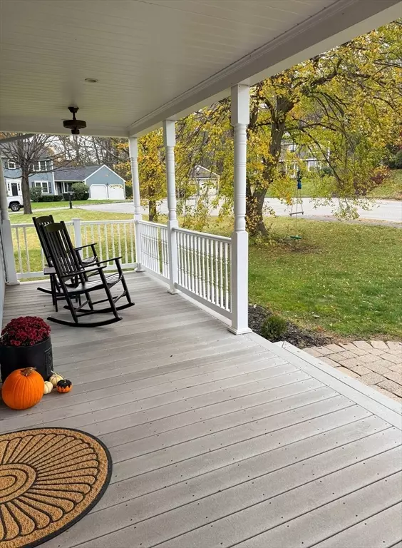 Leominster, MA 01453,12 Drummer Lane