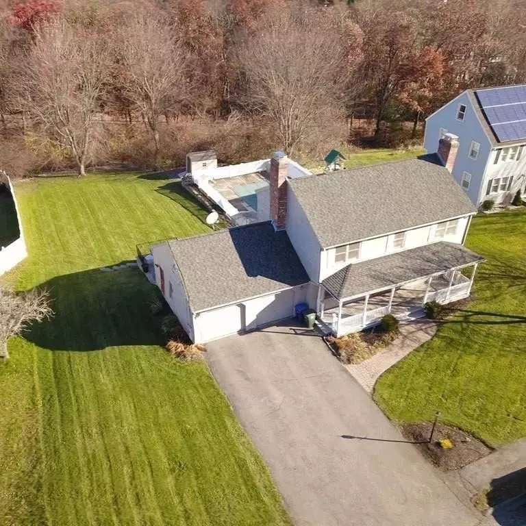 Leominster, MA 01453,12 Drummer Lane