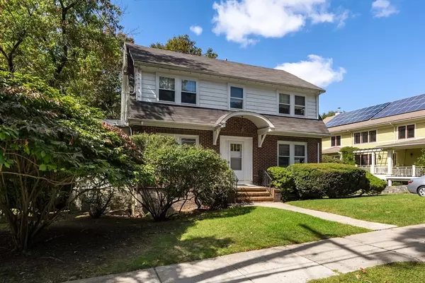 Newton, MA 02459,54 Garland Rd