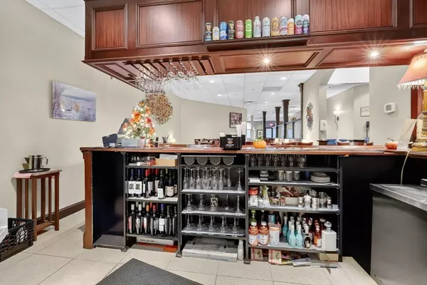 Southwick, MA 01077,625 College Hwy