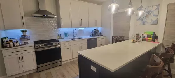 Newton, MA 02466,85 Kaposia St #85