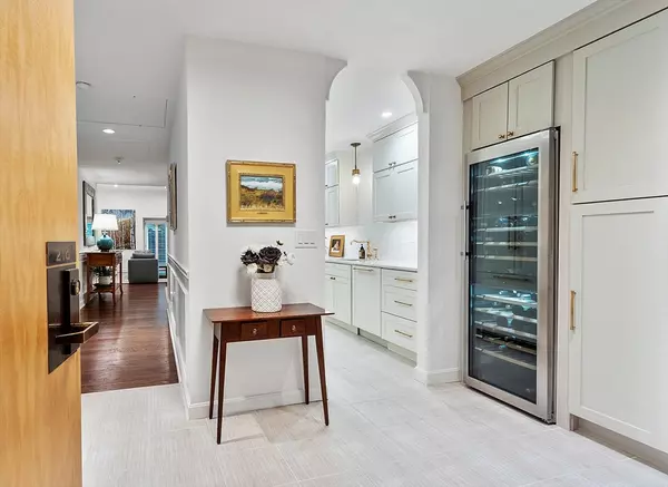 Concord, MA 01742,100 Keyes #216