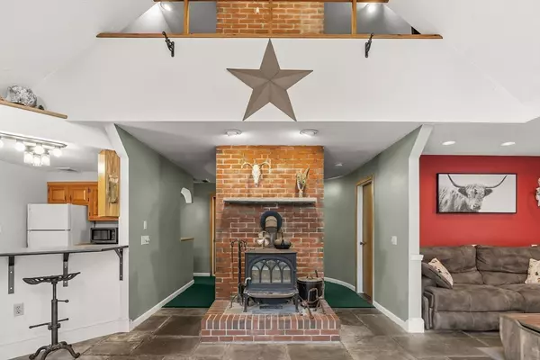 Hanson, MA 02341,57 Liberty St