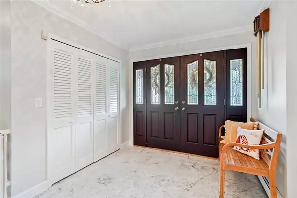 Raynham, MA 02767,84 Diniz Dr