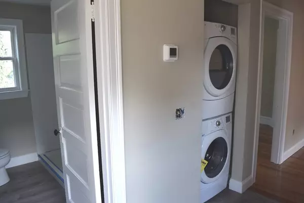 Mansfield, MA 02048,284 Central #2