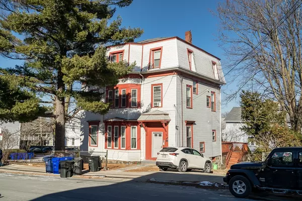 39 Union St, Boston, MA 02135