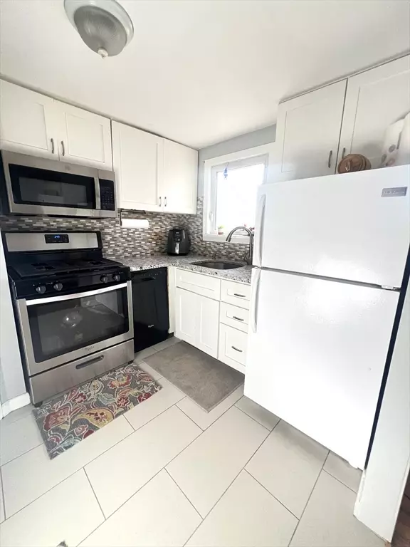 Holliston, MA 01746,41 Regency Dr #41