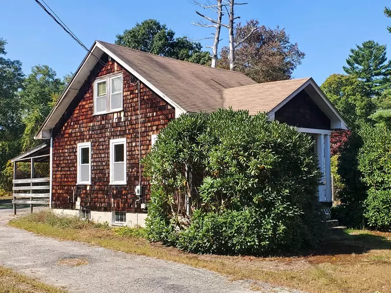 41 County St, Berkley, MA 02779
