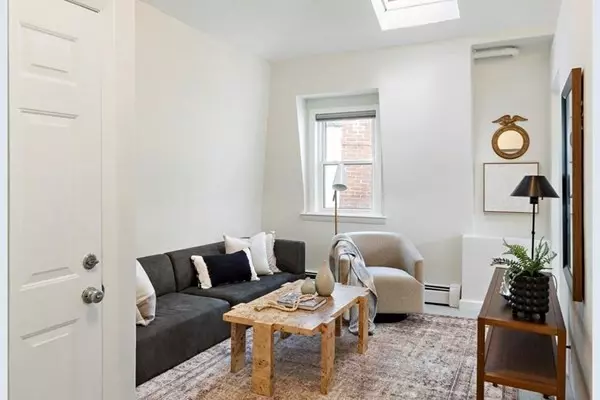 Boston, MA 02128,264 Webster #3A