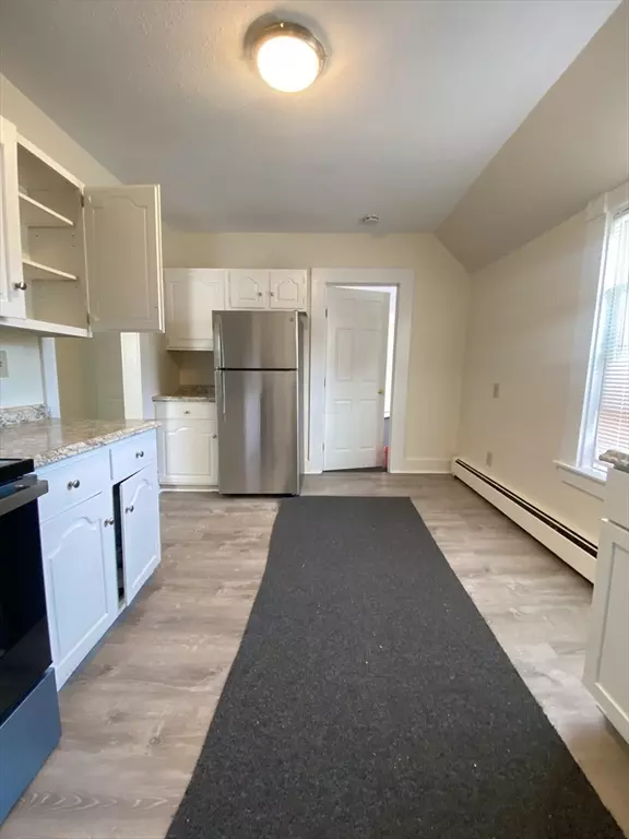 Lynn, MA 01904,381 Broadway #2