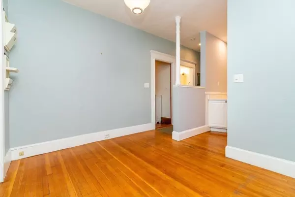 Boston, MA 02130,12 Pond Street #3