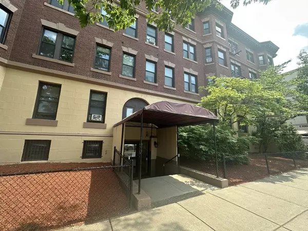 Boston, MA 02134,1242 Commonwealth Ave #45