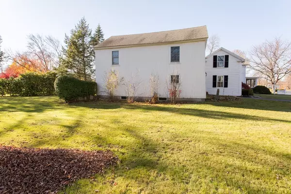 West Brookfield, MA 01585,67 E Main St