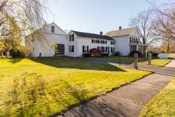 West Brookfield, MA 01585,67 E Main St