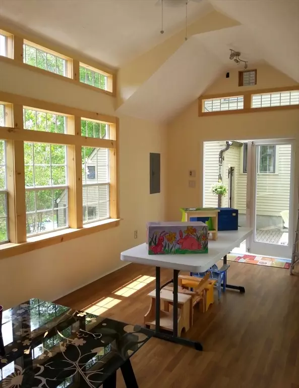 West Newbury, MA 01985,137 Indian Hill St