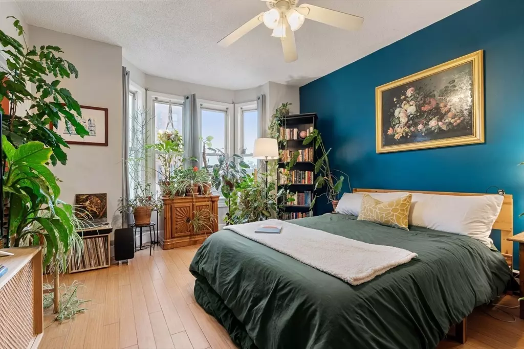 Boston, MA 02127,377 Dorchester St #2