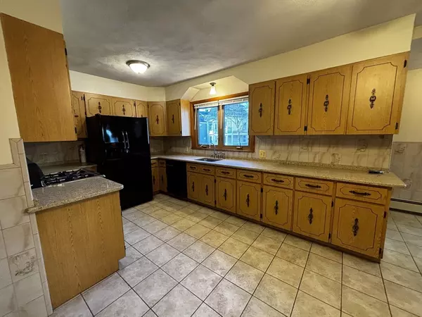 Somerville, MA 02143,198 Washington St #1