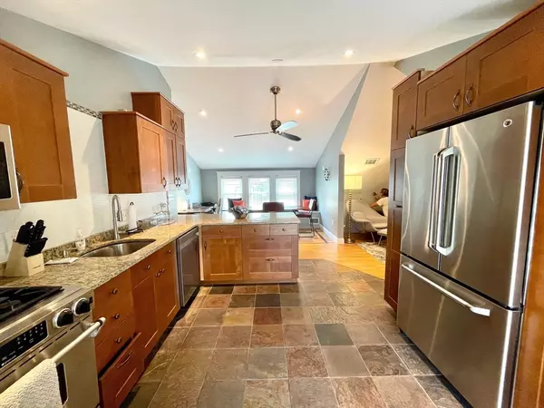 247 Savin Hill Ave #3-Furnished, Boston, MA 02125