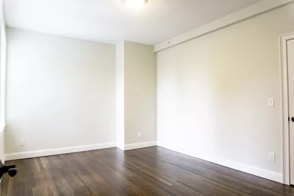 Boston, MA 02135,2017 Commonwealth Ave #4