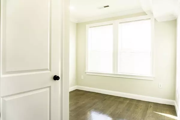 Boston, MA 02135,2017 Commonwealth Ave #6