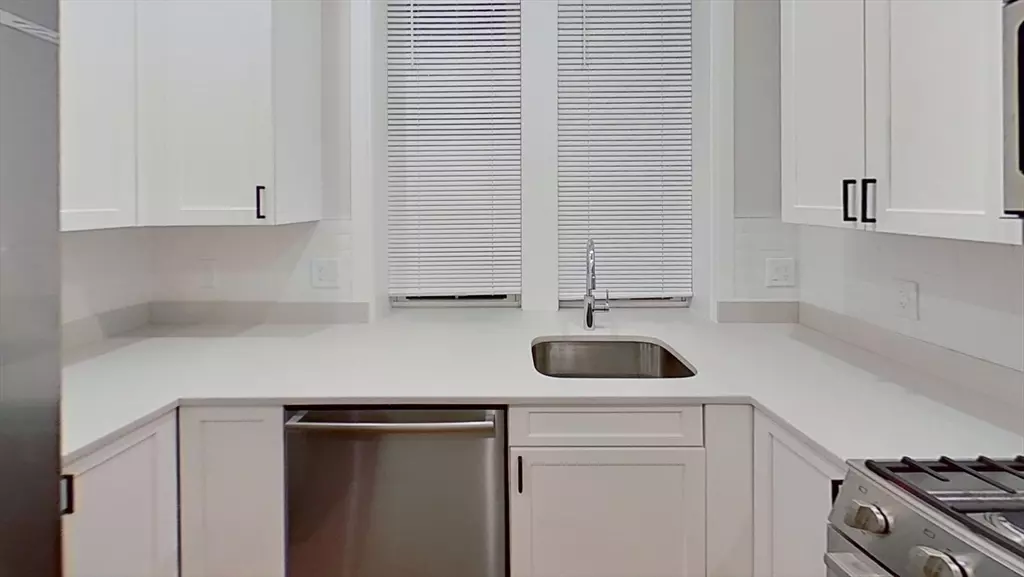 Boston, MA 02135,47 Englewood Ave #5