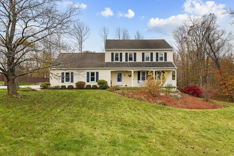 6 Apple Hill Rd, Sturbridge, MA 01566