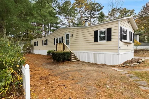 Carver, MA 02330,23 Marks Way