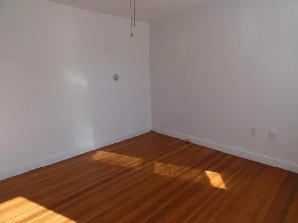 Malden, MA 02148,188-190 Sylvan St