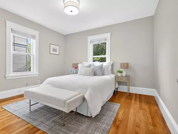 Boston, MA 02131,187 Florence St #2L