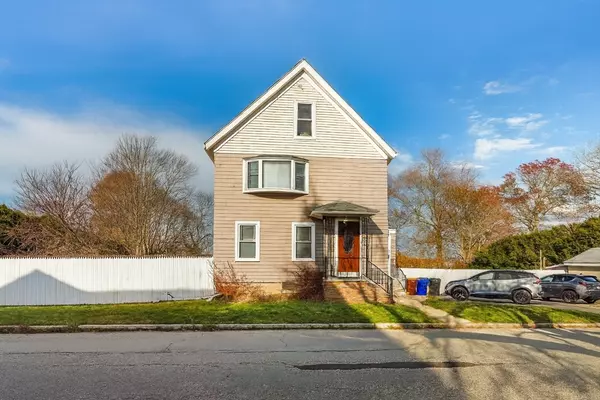 142 Norman St, Fall River, MA 02721