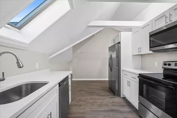 Worcester, MA 01605,15 Clearview Ave #3