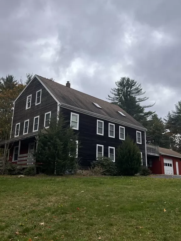 Middleboro, MA 02346,584 Wareham St